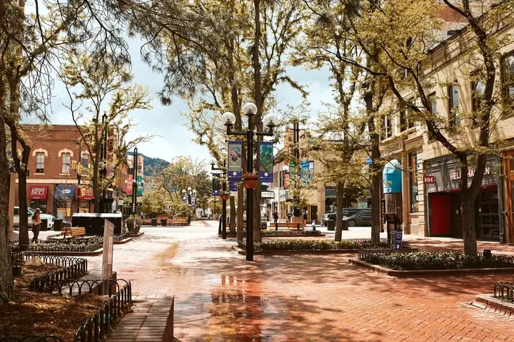 Denver Airport to Boulder Transportation